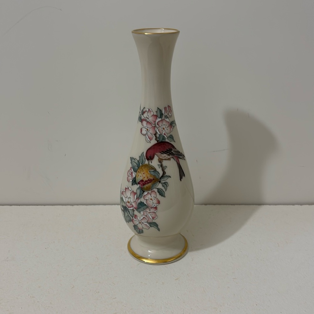 Lenox Serenade Bud Vase Spring Cherry Blossom Bird Fruit 24k Gold Trim Flowers